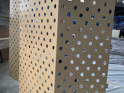 沖孔鋁板的應用與特性